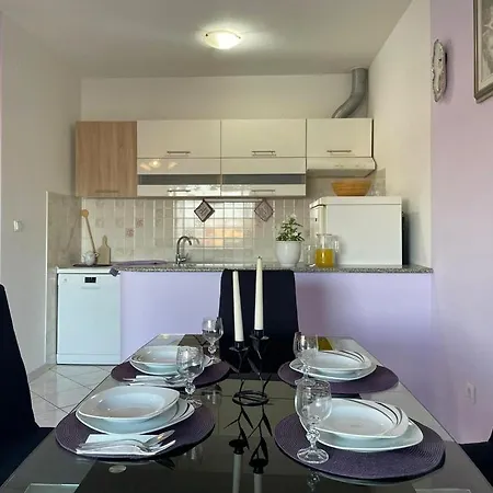 Sun Side Apartmán *